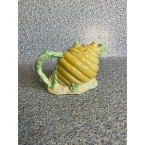 Vintage 1997 CBK LTD LLC Beehive Teapot